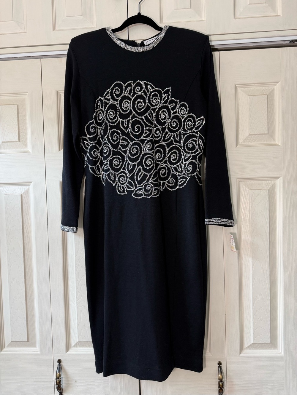 Vintage 1996 Adrienne Vittadini 100% Wool Beaded Midi Dress Women’s Size Large